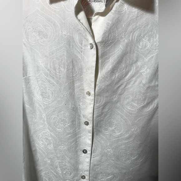 Rober Graham Classic Fit White Embroidered Button Down Shirt Sz XS - Picture 8 of 10